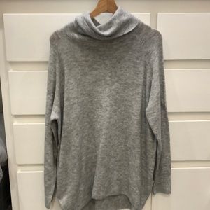 H&M sweater